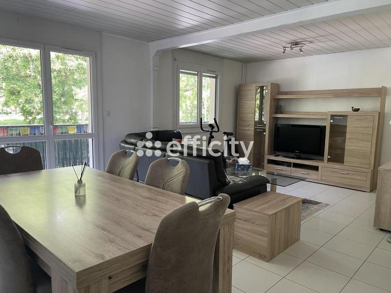 Appartement - 101 m² - 5 pièces