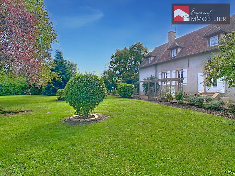 Maison - 291 m² - 6 pièces