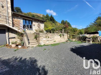 Maison - 168 m² - 6 pièces