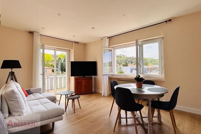 Maison - 165 m² - 6 pièces