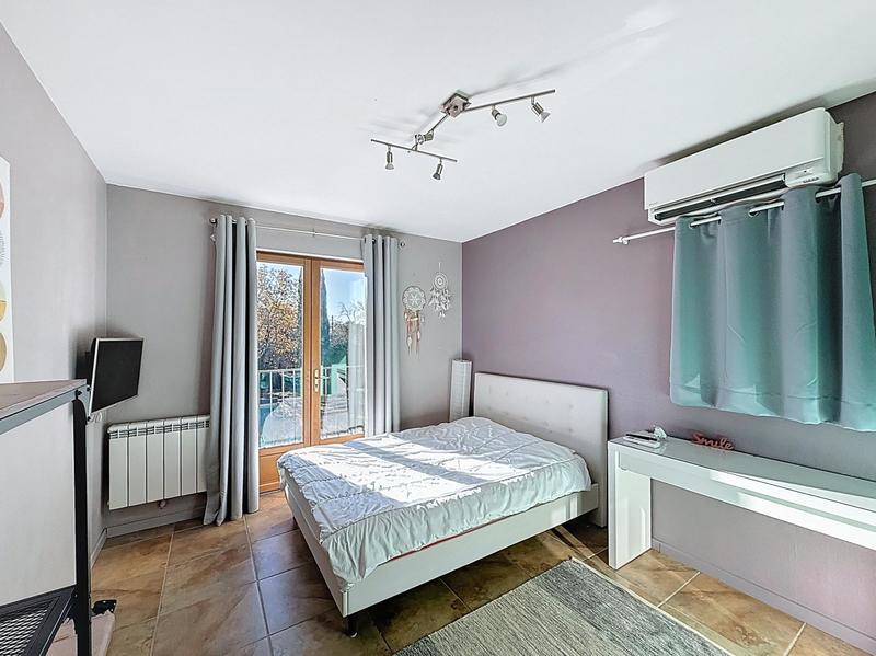 Villa - 193 m² - 5 pièces