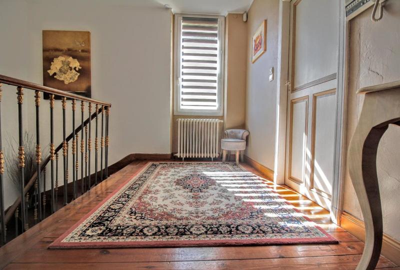 Maison bourgeoise - 319 m² - 8 pièces