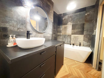 Appartement - 93 m² - 3 pièces