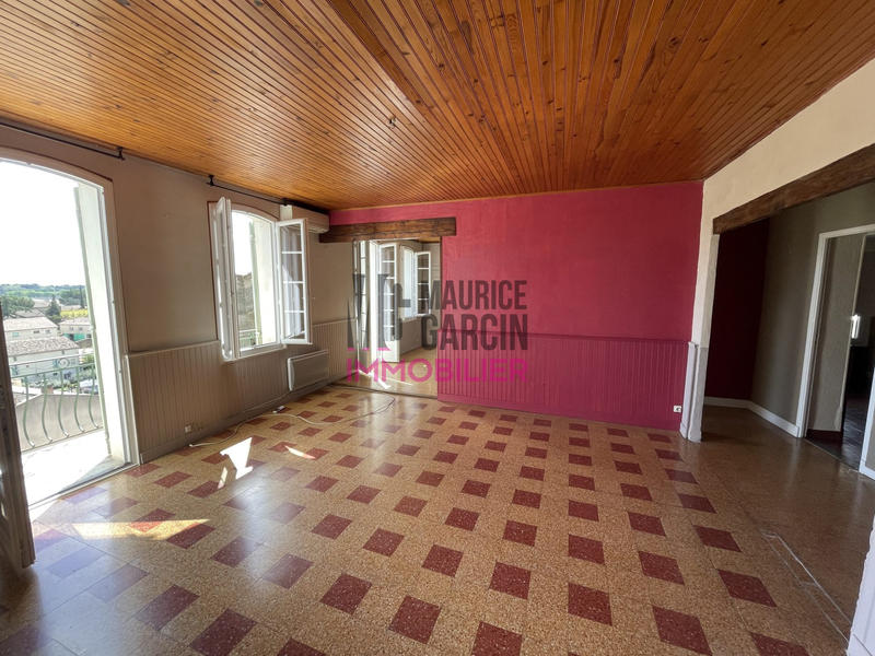 Appartement - 85 m² - 3 pièces