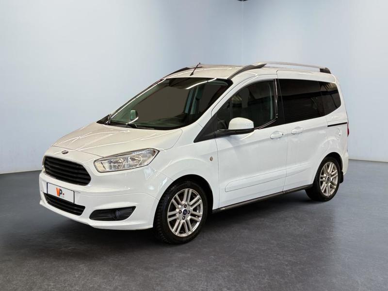 Ford Tourneo Courier 1.0 EcoBoost 100 Titanium
