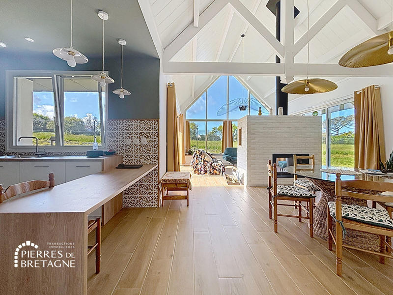 Maison - 190 m² - 8 pièces