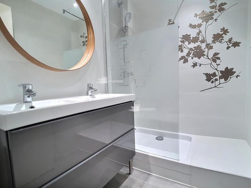 Appartement - 85 m² - 4 pièces