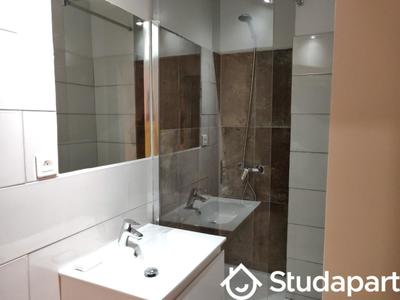 Chambre - 1 m² - 1 pièce