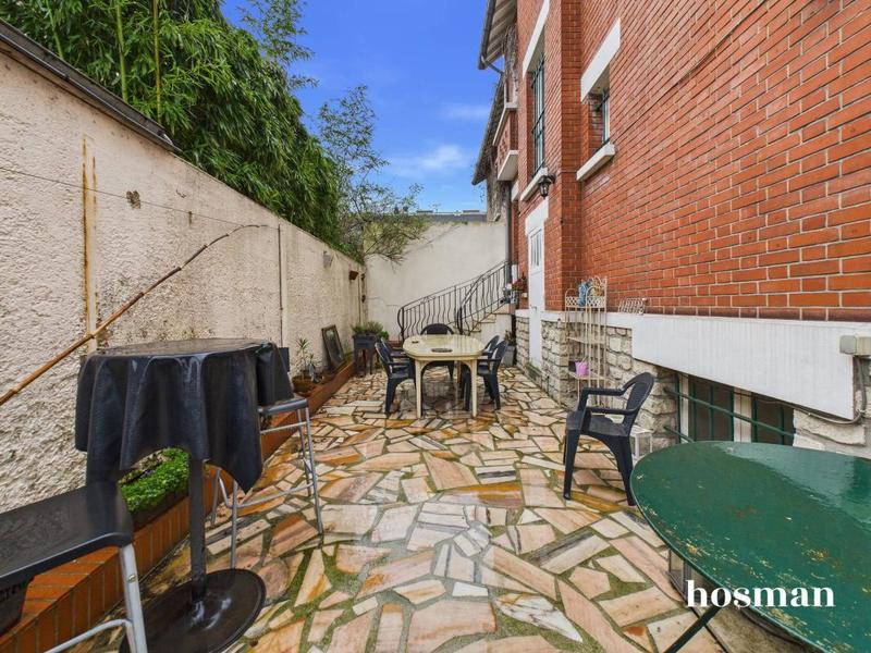 Maison - 159 m² - 8 pièces