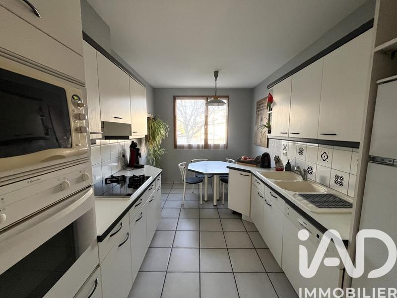 Maison - 99 m² - 4 pièces