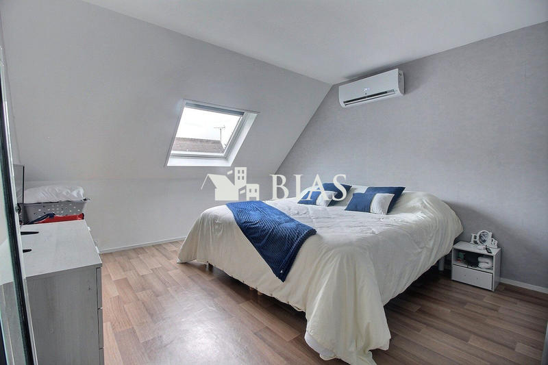 Maison - 88 m² - 4 pièces