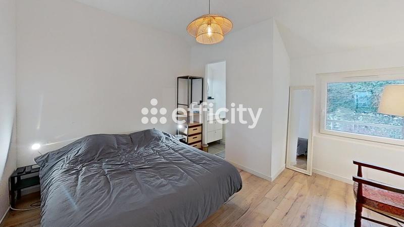 Appartement - 79 m² - 4 pièces