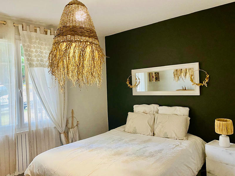 Maison - 221 m² - 8 pièces