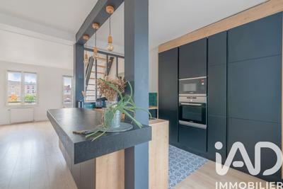 Appartement - 90 m² - 4 pièces