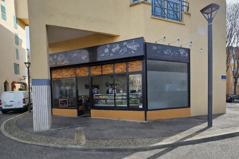 Fonds de commerce - 75 m²