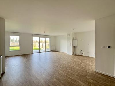 Appartement - 90 m² - 3 pièces