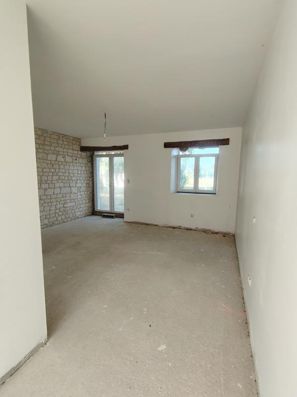 Propriété - 320 m² - 9 pièces