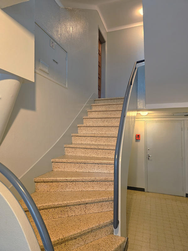 Appartement - 94 m² - 5 pièces