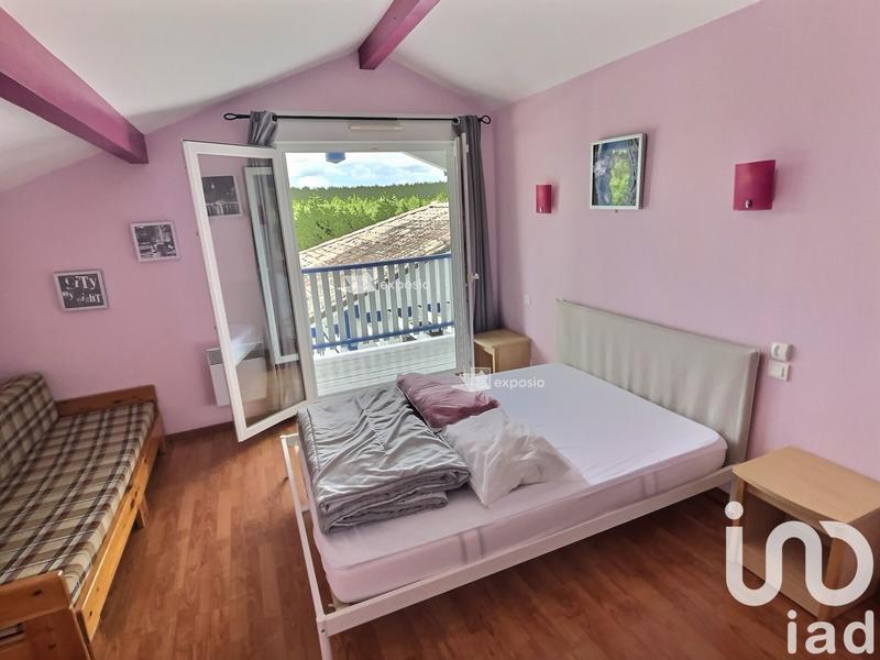 Maison - 256 m² - 11 pièces