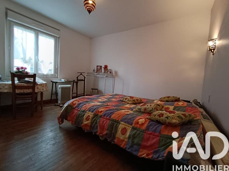 Maison - 185 m² - 8 pièces