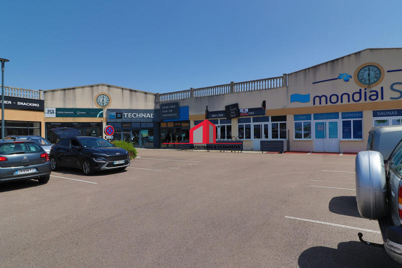 Local commercial - 193 m²