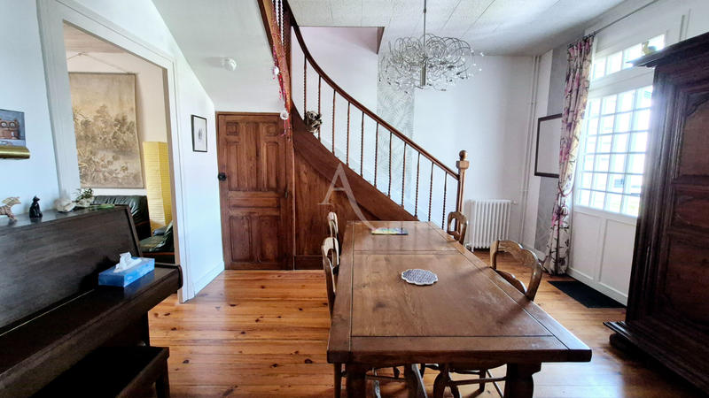 Maison - 110 m² - 7 pièces