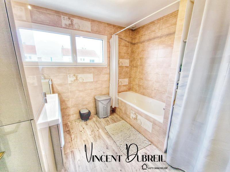 Maison - 117 m² - 7 pièces