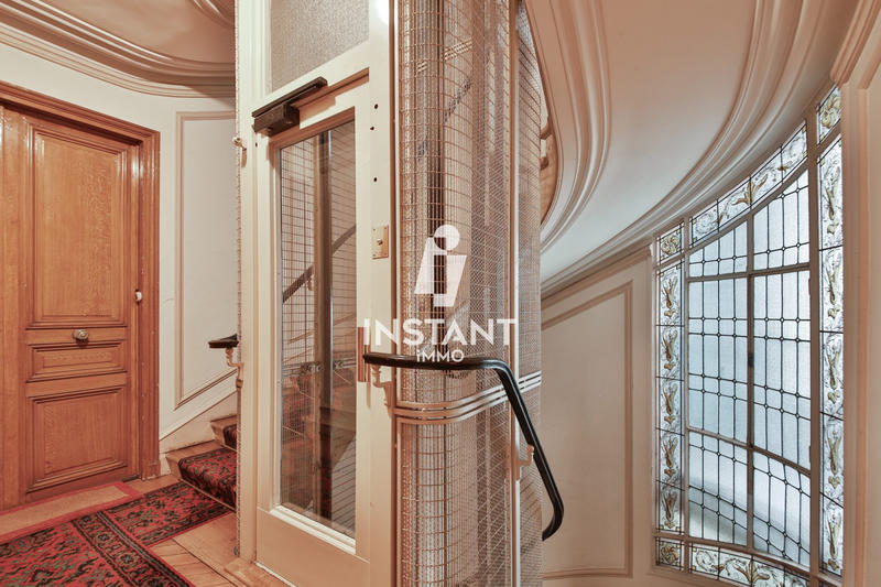 Appartement - 115 m² - 5 pièces