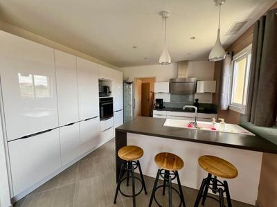 Villa - 127 m² - 4 pièces