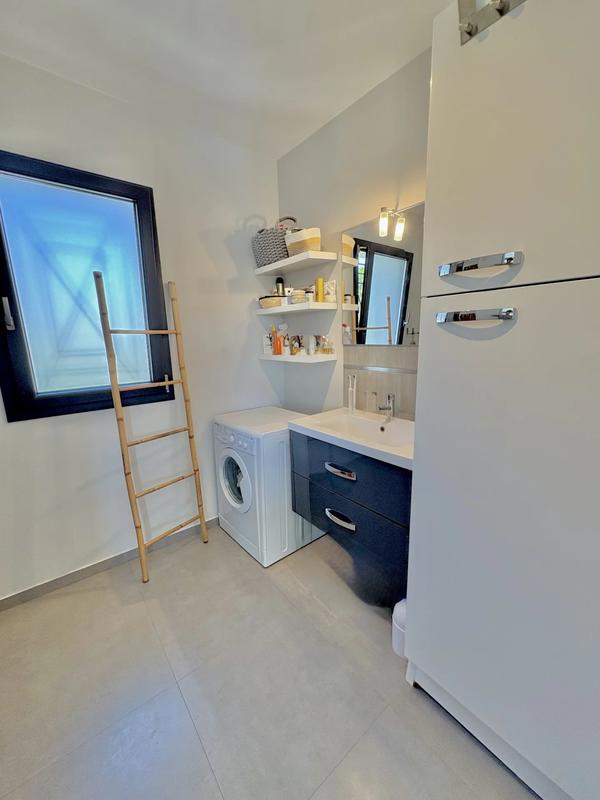 Maison - 125 m² - 3 pièces