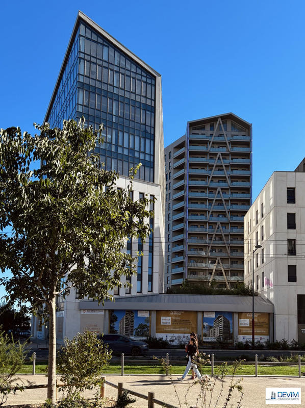 Local commercial - 285 m²