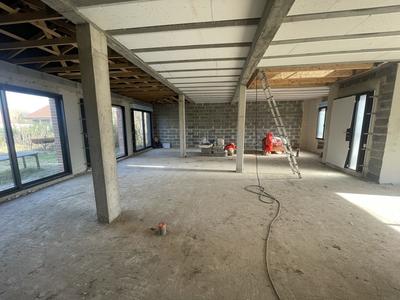 Maison - 168 m² - 5 pièces