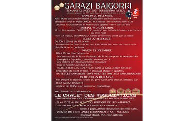 Promenade du Père Noël et son lutin et chalet des associations