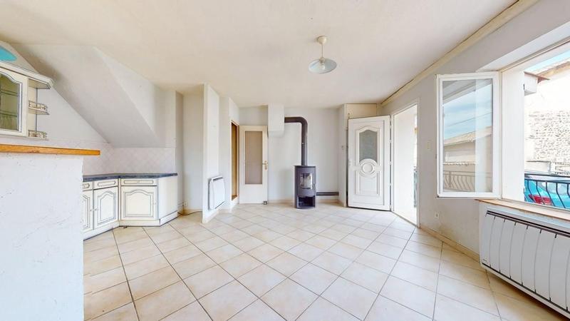 Maison - 96 m² - 3 pièces