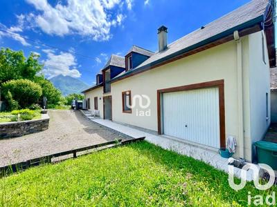 Maison - 177 m² - 5 pièces