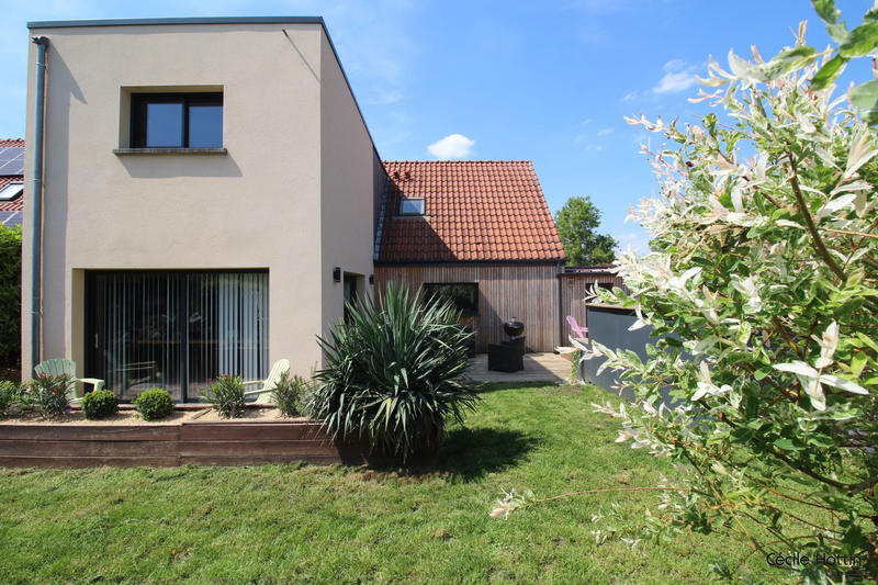 Maison - 163 m² - 6 pièces