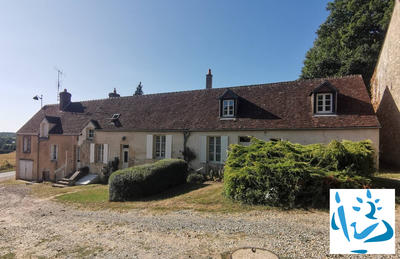 Maison - 185 m² - 9 pièces
