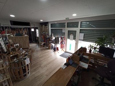 Fonds de commerce - 215 m²