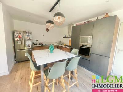 Villa - 130 m² - 5 pièces