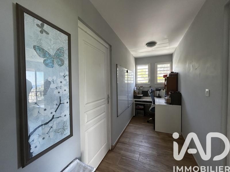 Maison - 106 m² - 5 pièces