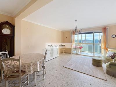 Appartement - 80 m² - 4 pièces