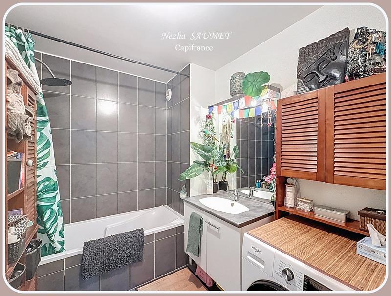 Appartement - 77 m² - 4 pièces