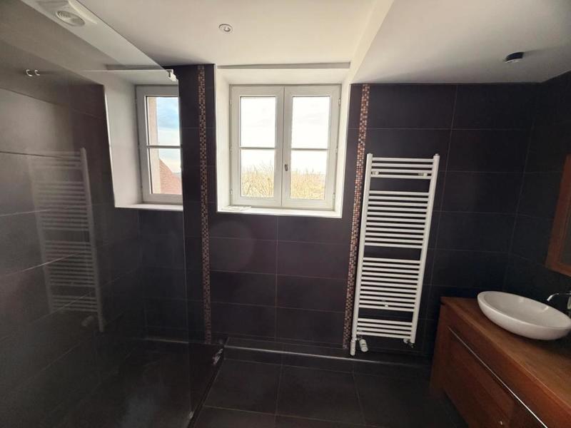 Maison - 500 m² - 10 pièces