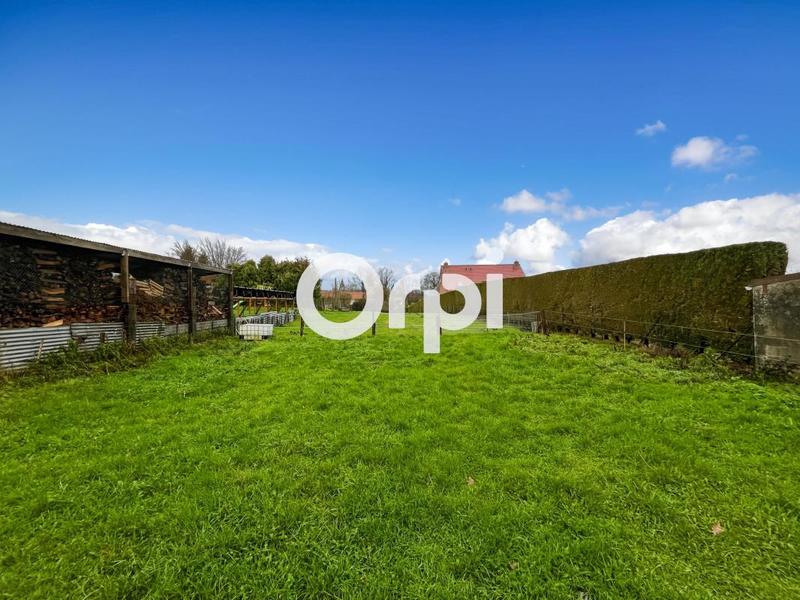 Terrain constructible - 2 112 m²