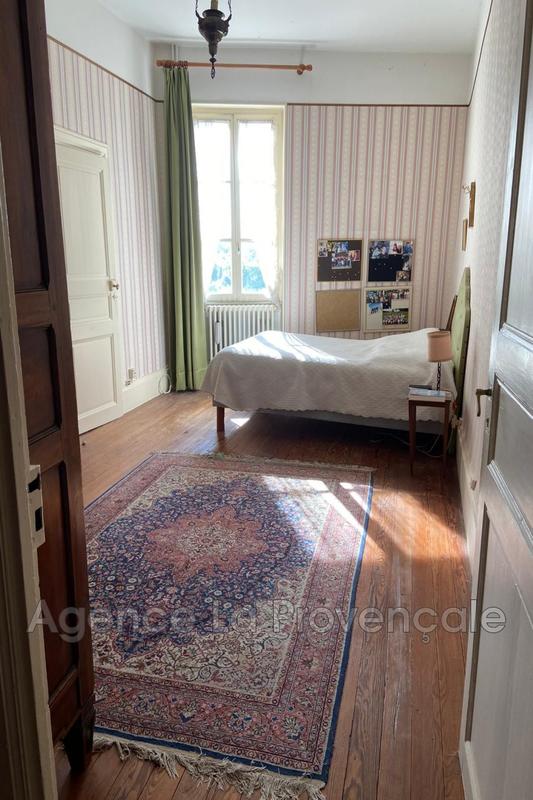 Appartement - 162 m² - 6 pièces
