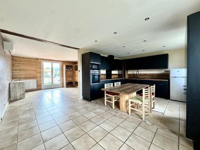 Maison - 148 m² - 6 pièces