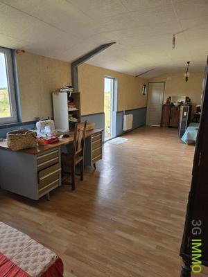 Maison - 202 m² - 8 pièces