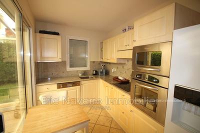 Appartement - 93 m² - 3 pièces