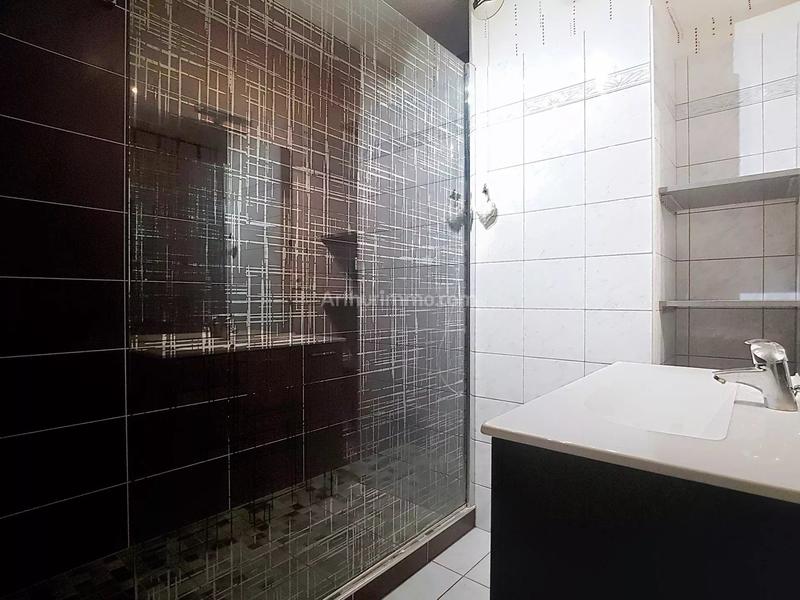 Appartement - 80 m² - 3 pièces