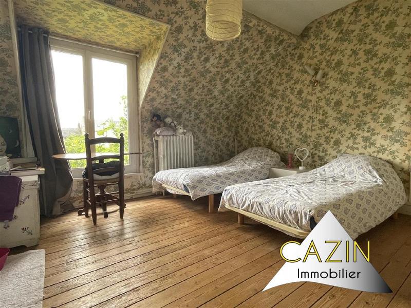 Maison - 287 m² - 10 pièces